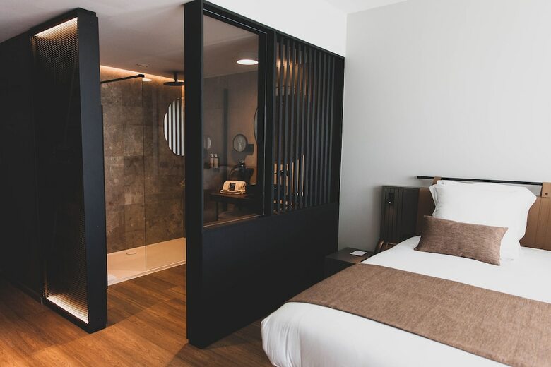 Hotel Hostellerie Le Roannay