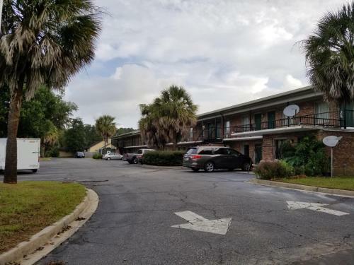 Motel Palmetto Inn