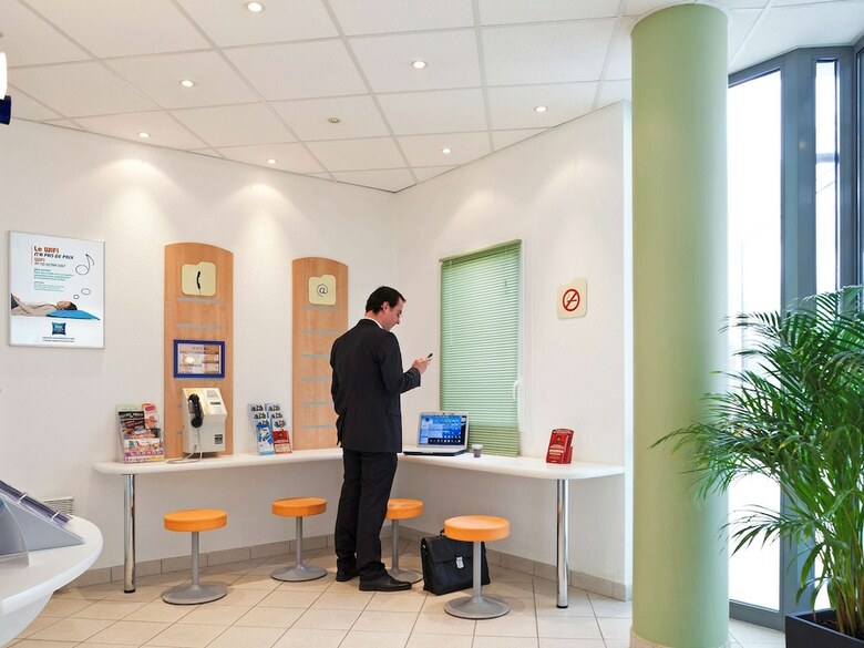 Hotel Ibis Budget Mantes-la-jolie Sully