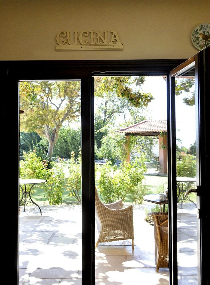 Villa Anna's Mansion