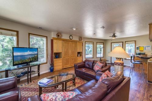 Group Getaways Holiday Home 4030