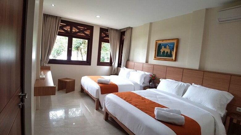 Bed & Breakfast Mutiara Carita Cottages