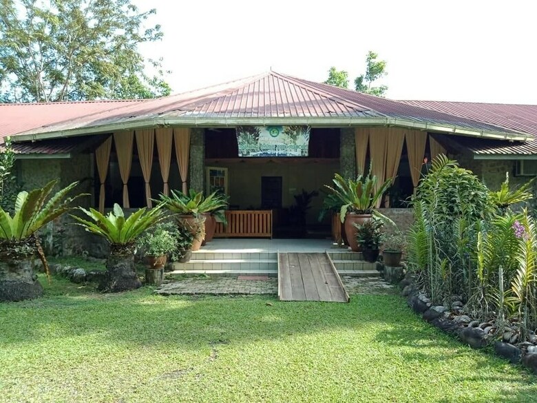 Hostal Balung River Eco Resort