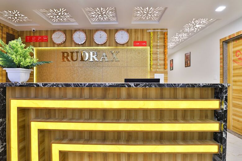 Oyo 24444 Hotel Rudrax