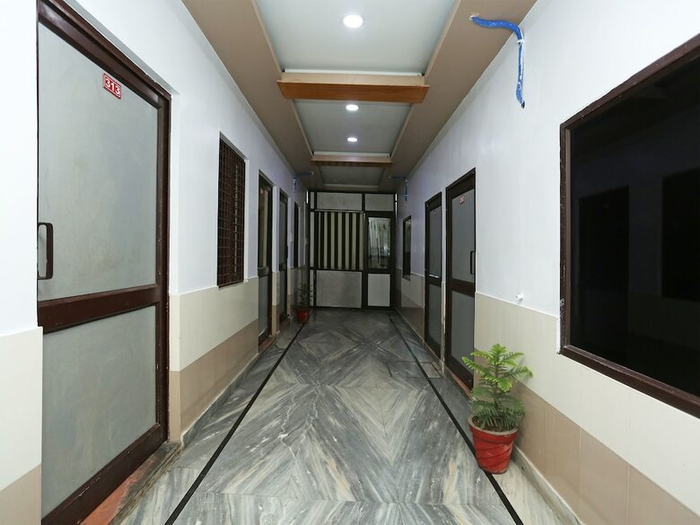 Hotel Oyo 16116 Ashoka