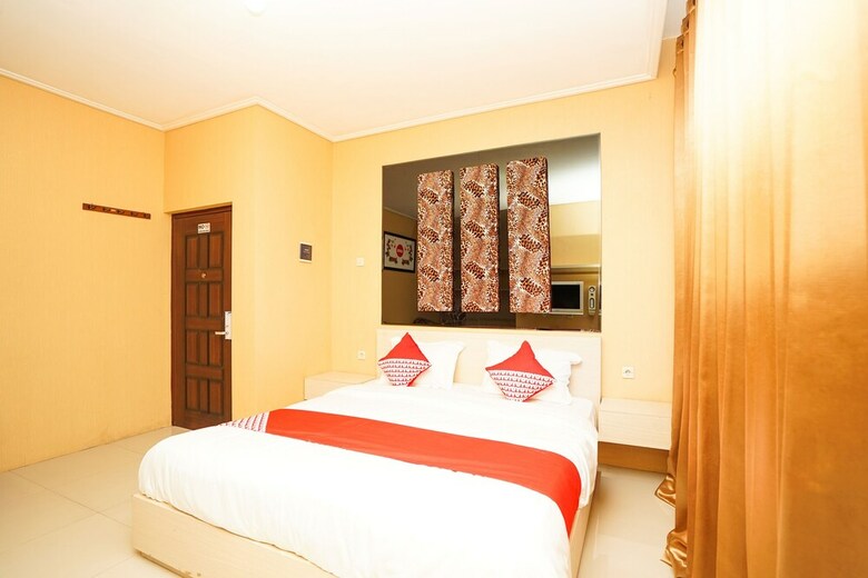 Hostal Oyo 511 Grace Residence