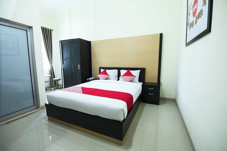 Capital O 540 Esther Hotel
