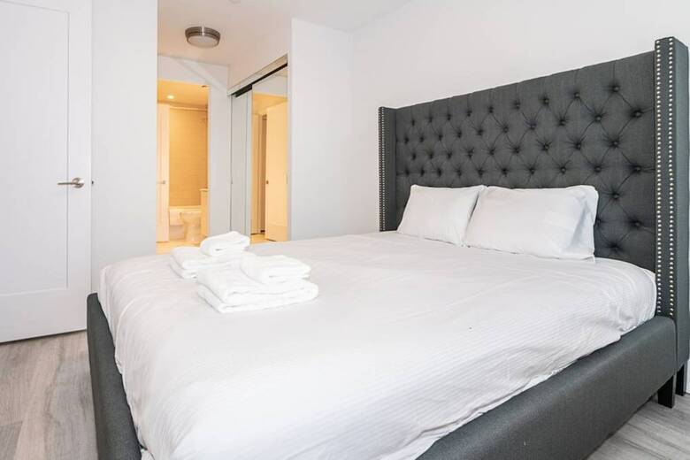 Apartamentos Modern 1 Bedroom Condo With Cn Tower Views