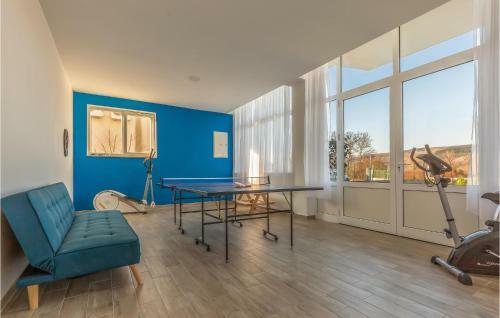 Seven-bedroom Holiday Home In Kamenmost