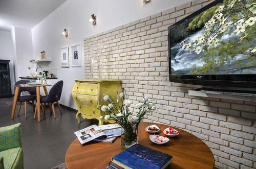 Lodge The Fifties Suites