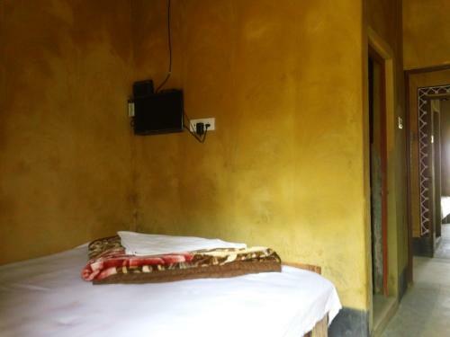 Hotel Roshnai Village Resort