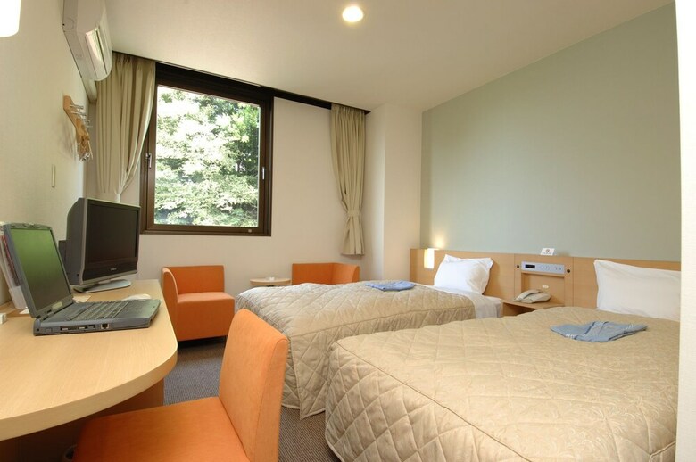 Hamada New Castle Hotel