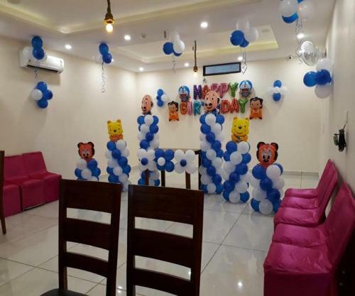 Wisteria Hotel And Restaurant