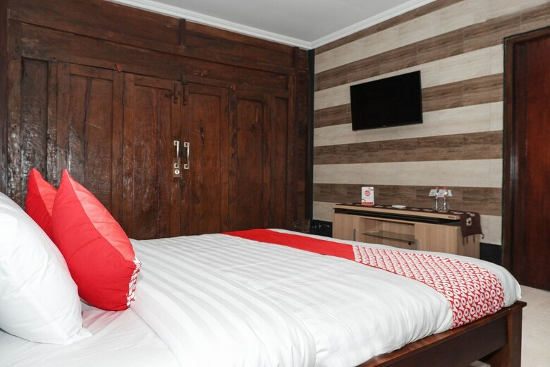 Hostal Oyo 550 Kebon Krapyak Cottage