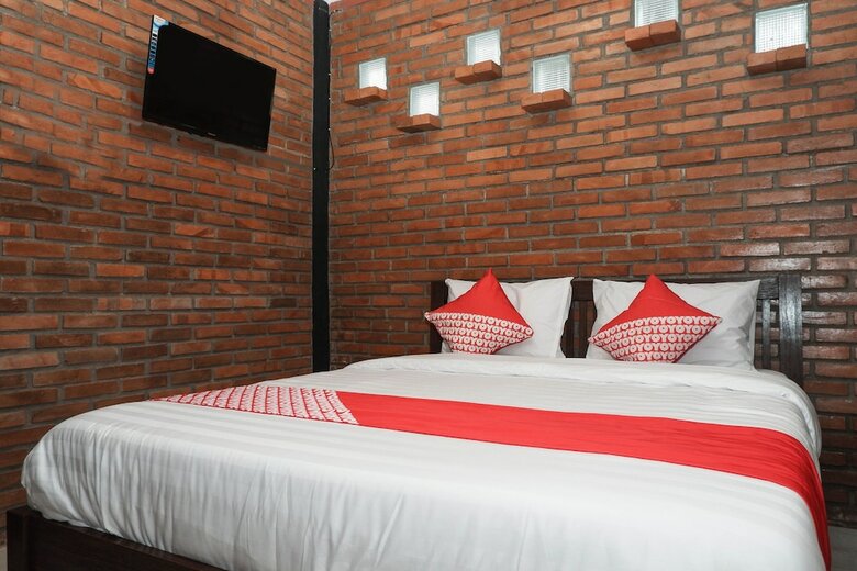 Hostal Oyo 550 Kebon Krapyak Cottage