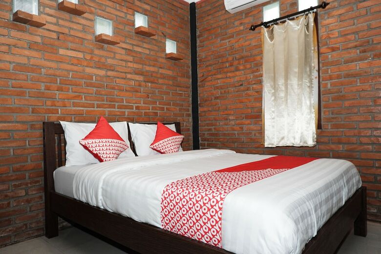 Hostal Oyo 550 Kebon Krapyak Cottage