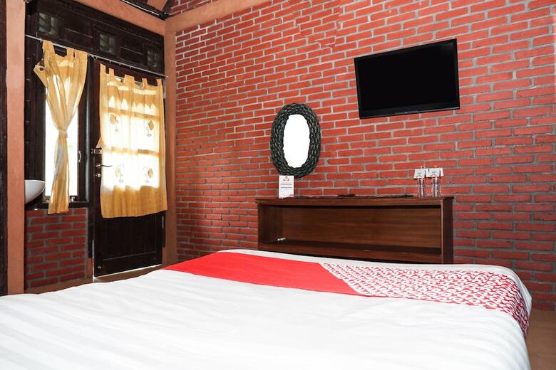 Hostal Oyo 550 Kebon Krapyak Cottage