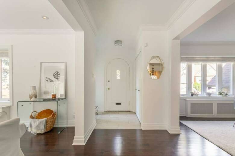 Designer Luxury 5 Bedroom Family Home