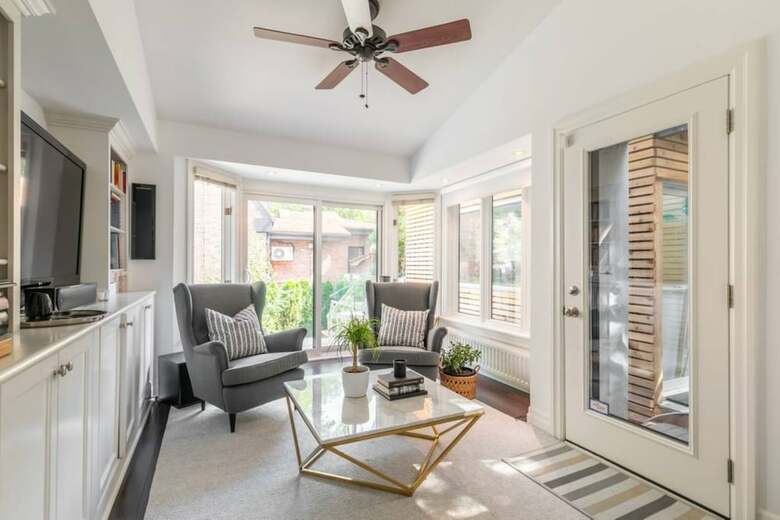 Designer Luxury 5 Bedroom Family Home