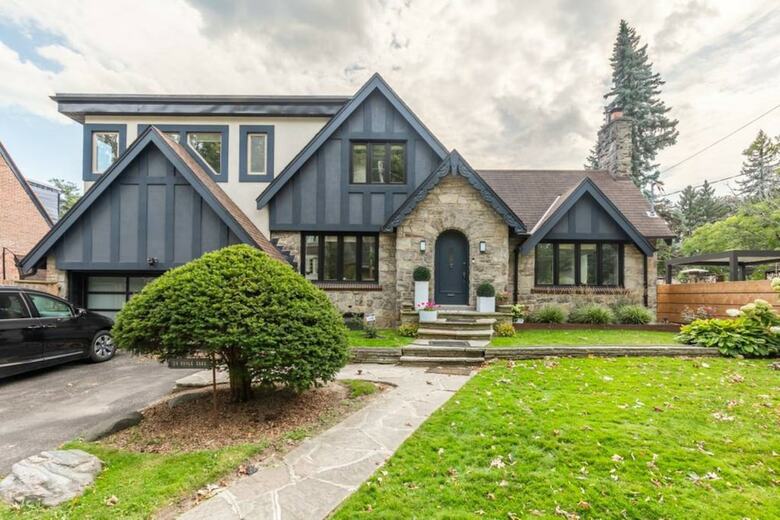 Designer Luxury 5 Bedroom Family Home