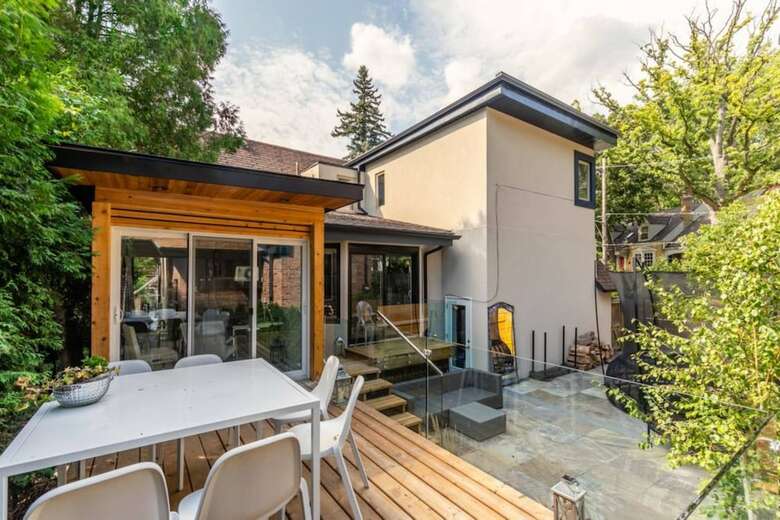 Designer Luxury 5 Bedroom Family Home