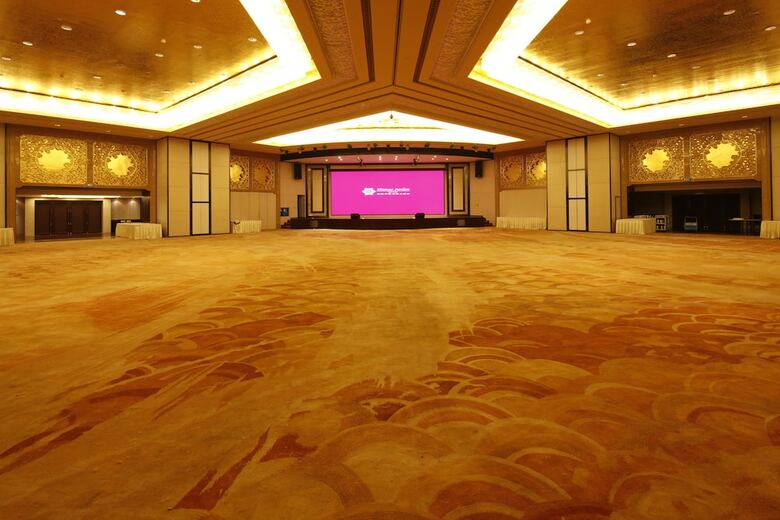 Dongyang Narada Grand Hotel