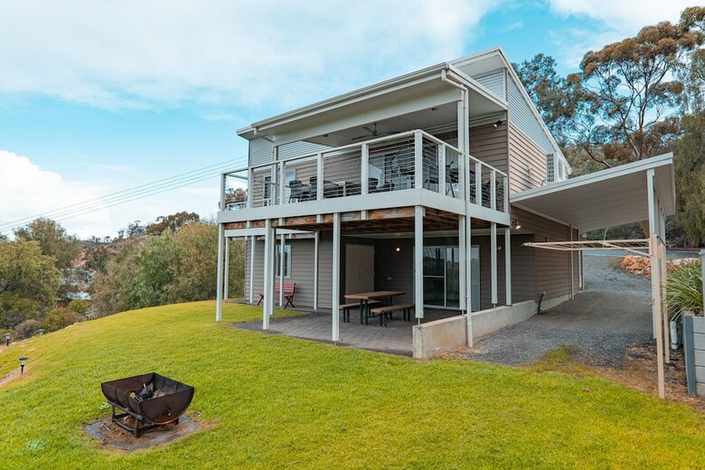 Aruma River Resort