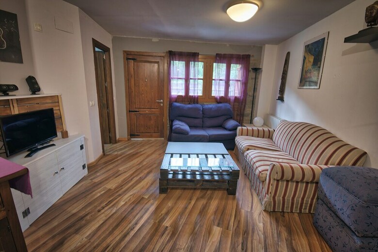 Apartamentos El Escondite De Biescas