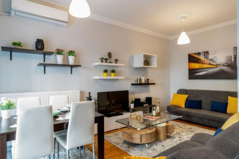 Apartamentos Corona Deluxe Apt (Must)