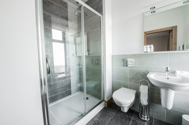 Seaview Hotel