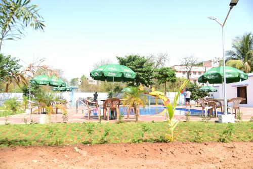 Hotel River Touch Resort