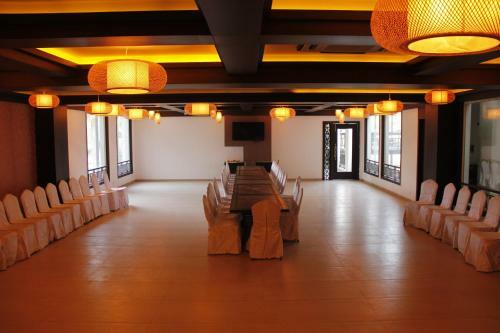 Hotel Rudraksh Club And Resorts