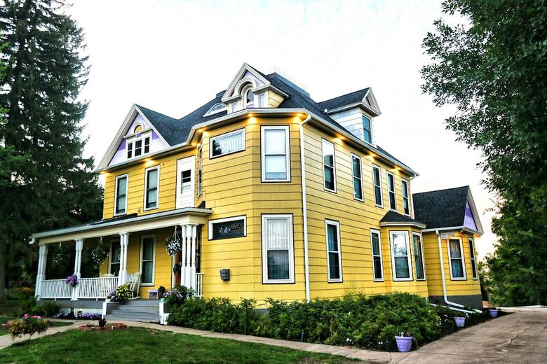 Lavender Fields Inn Bed And Breakfast