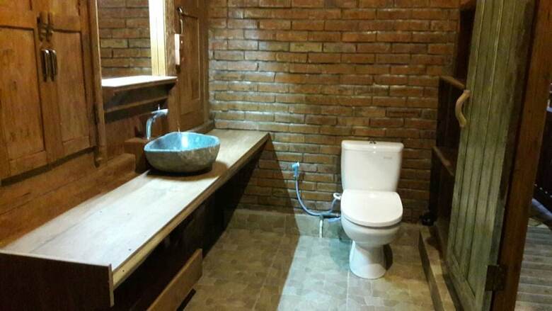 Bed & Breakfast Jatiwangi Villa