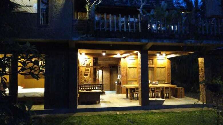 Bed & Breakfast Jatiwangi Villa