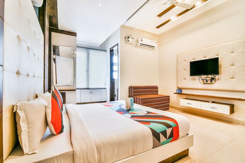 Hotel Fabexpress Behl Regency