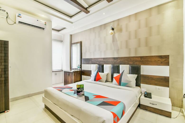 Hotel Fabexpress Behl Regency