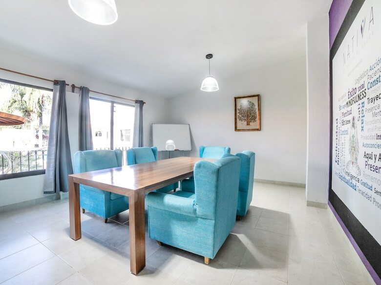 Aparthotel Capital O Marbella