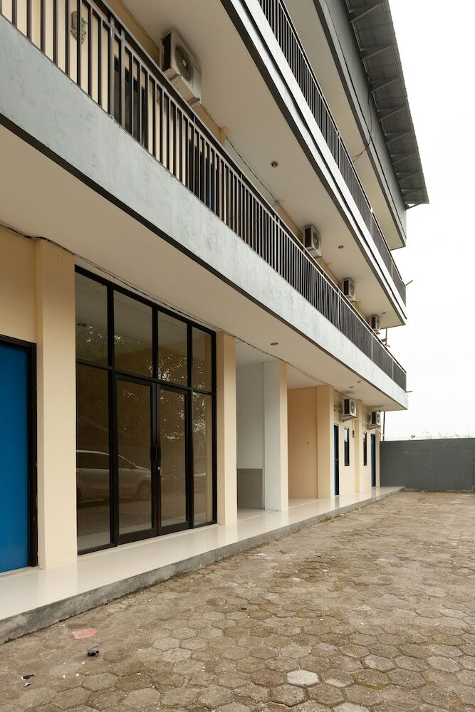 Hotel Oyo 588 Richmond Guest House