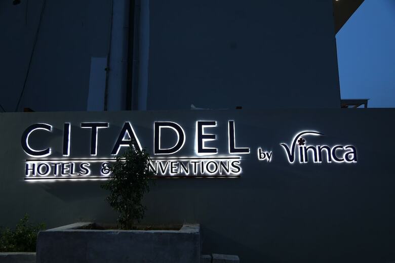 Citadel Hotel By Vinnca