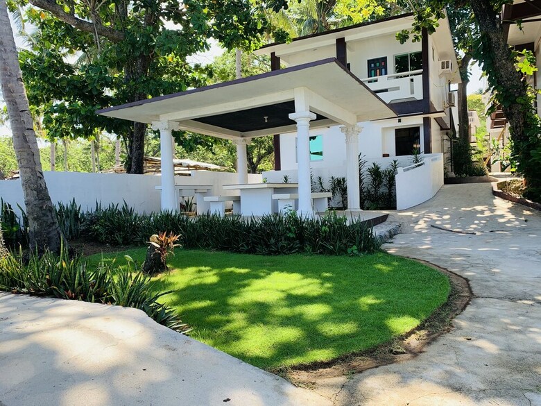Hotel G Beach Resort And Restobar