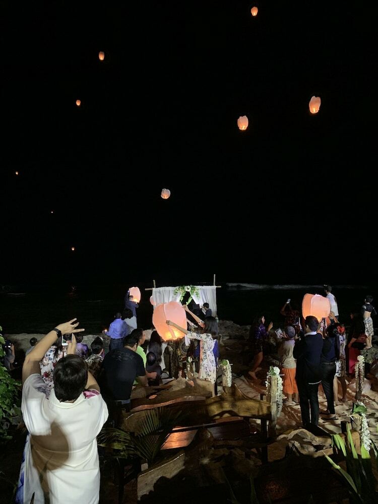 Hotel G Beach Resort And Restobar