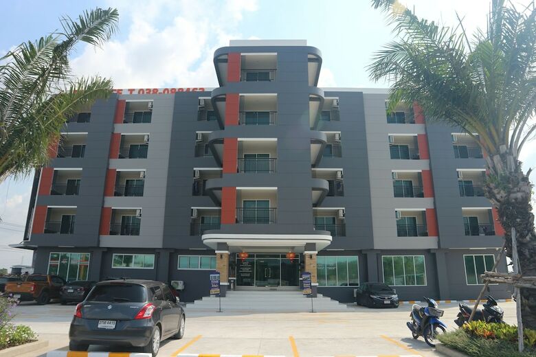 Hotel Pj Place  Service Apartment