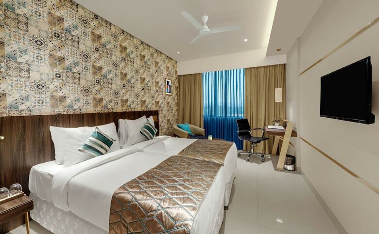 Hotel The Fern Residency Karad