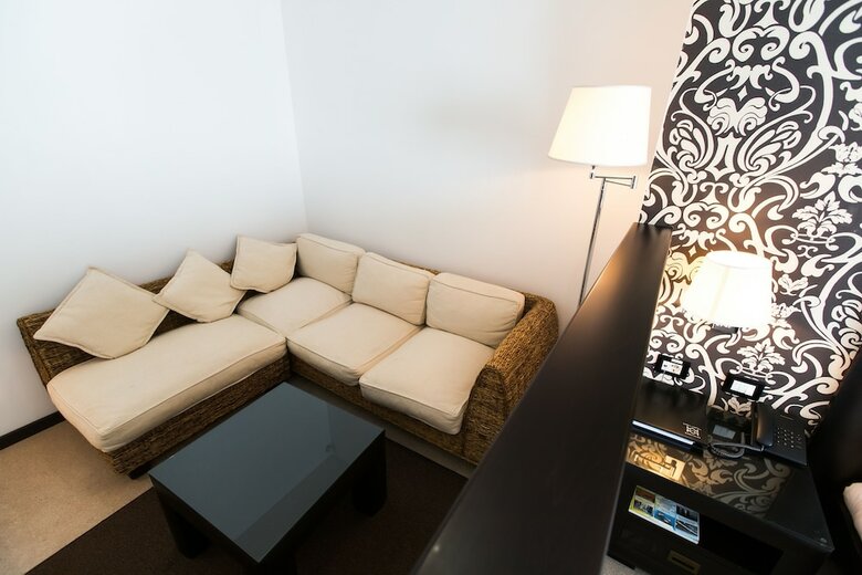 Mira Hotel