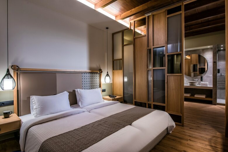 Aparthotel Petousis Hotel & Suites
