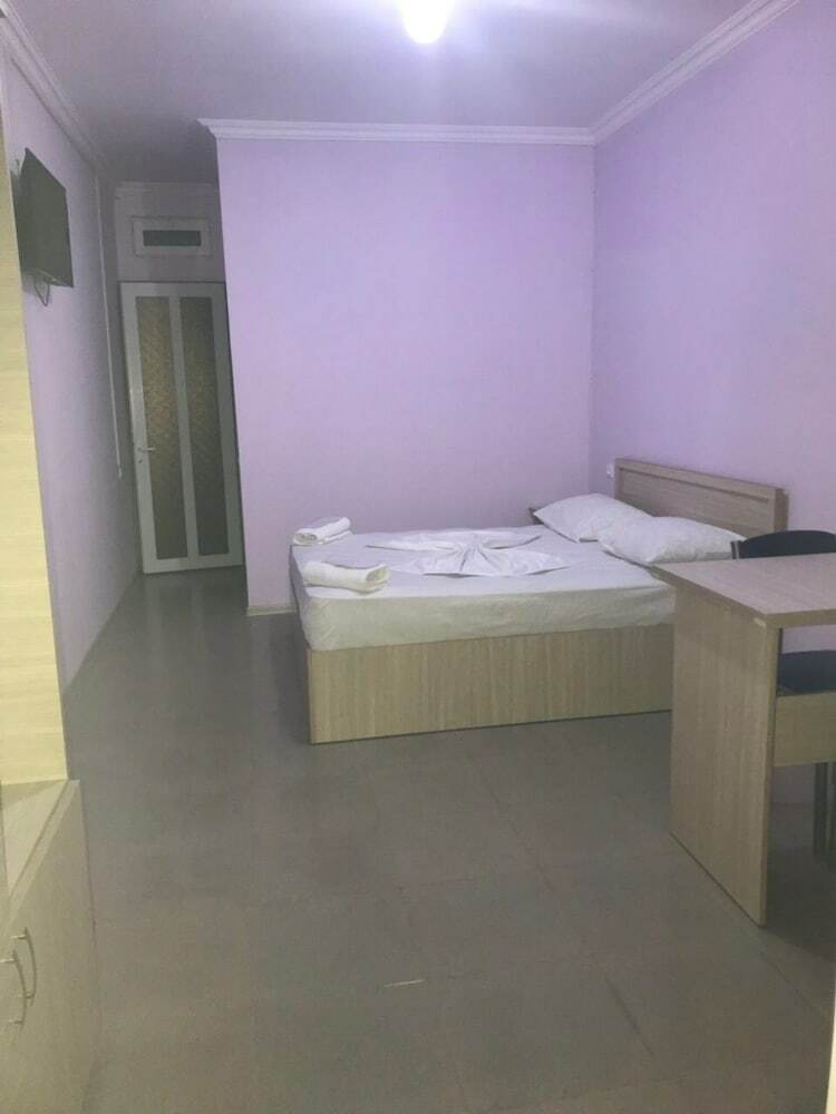 Green Garden Hotel