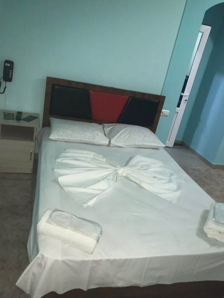 Green Garden Hotel