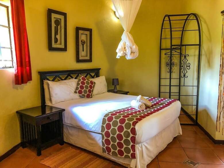 Posada Lesoma Valley Lodge