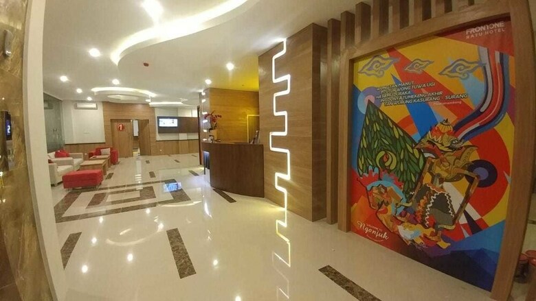 Front One Hotel Nganjuk